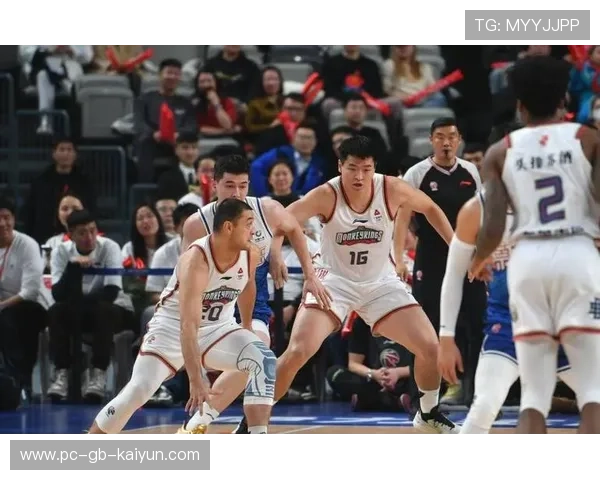 新疆队连胜势头猛,强势冲击季后赛!,新疆队赢了吗