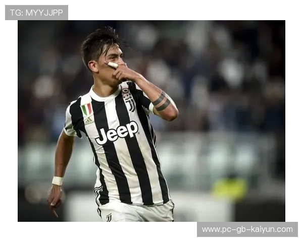 尤文传球组织：迪巴拉参与中场连动传切训练